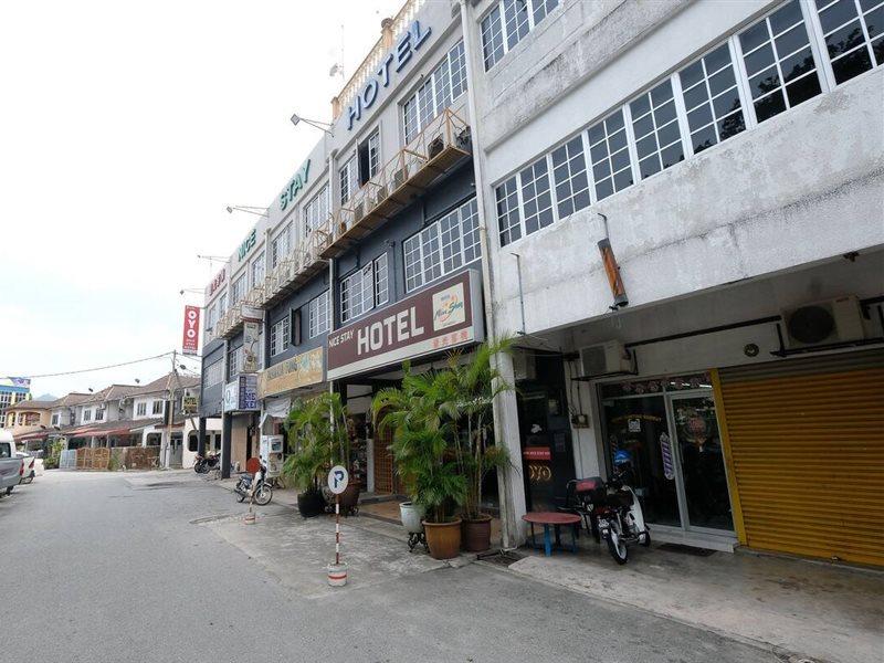Oyo 1190 Nice Stay Hotel Raub Exterior photo