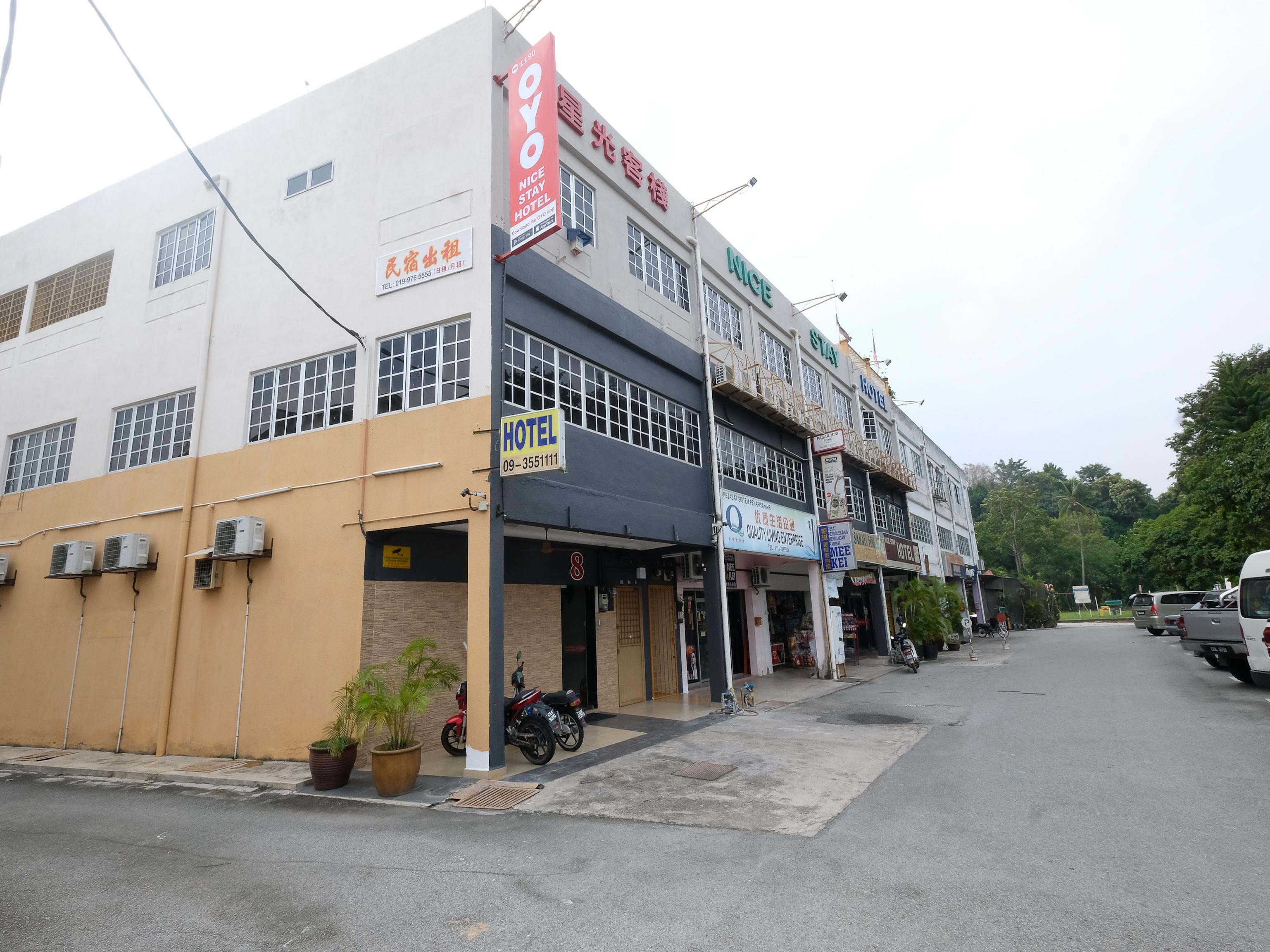 Oyo 1190 Nice Stay Hotel Raub Exterior photo