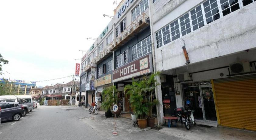 Oyo 1190 Nice Stay Hotel Raub Exterior photo
